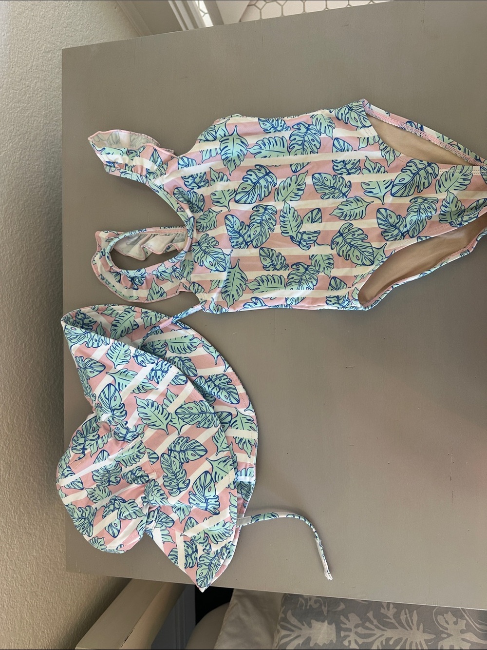 Girls Pink Striped Leaf Print One-Piece Swimsuit with Sun Hat 18m
